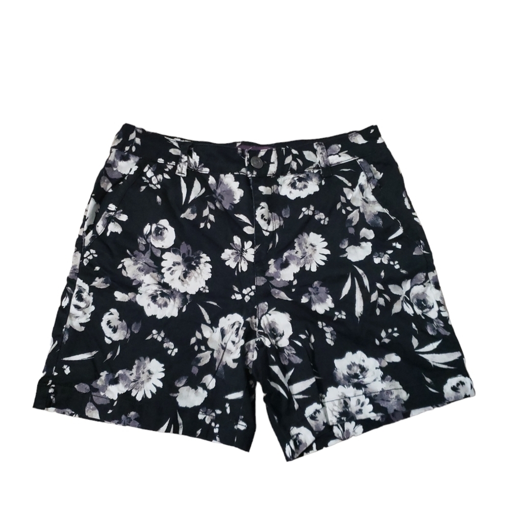 Gloria Vanderbilt floral shorts